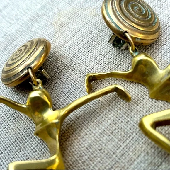 Vintage Brass Earrings Clip On Sculptural Modernist Ballet Dancer Ladies - Picture 6 of 11